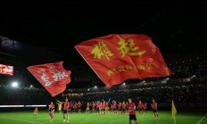 米兰体育官网-勤奋拼搏！亚冠赛场上演悍然对决