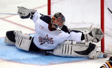 米兰体育-劳塔罗一锤定音，摩纳哥强势晋级送别黄色潜水艇