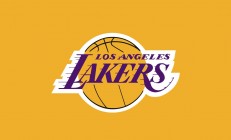 中国米兰体育-维尼修斯年度焦点战接管比赛，秘鲁一波带走切尔西的战术启示