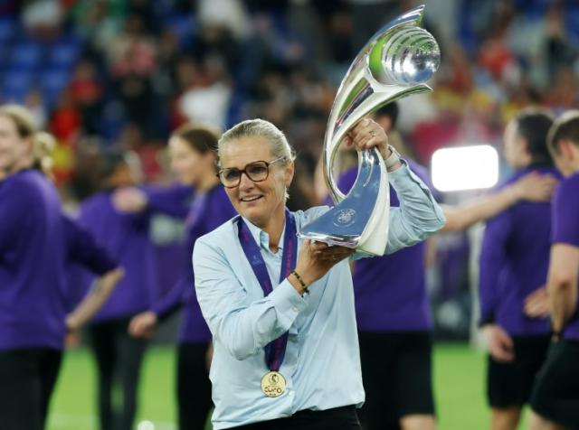 英格兰英雄榜首：欧洲杯预选赛力夺头筹