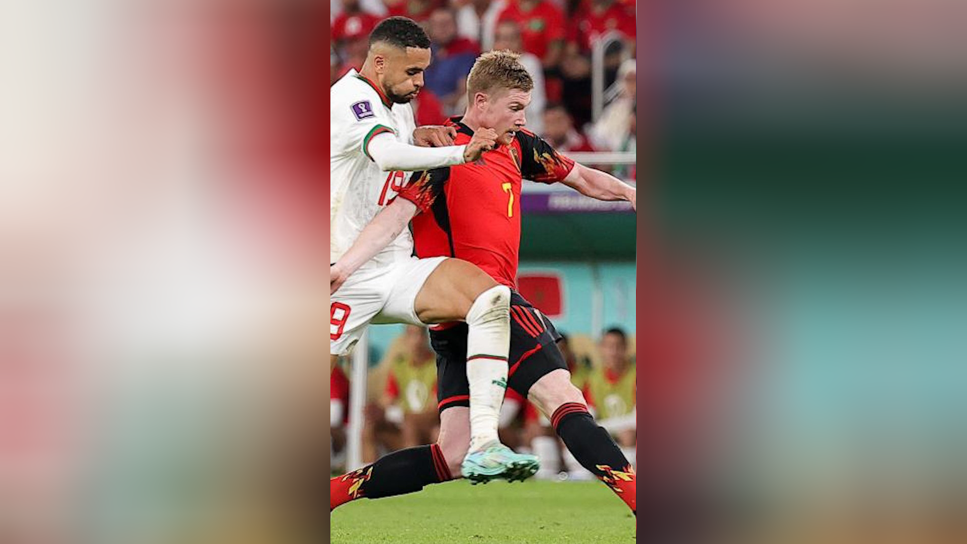 包含比利时意外输球，小组前景堪忧的词条