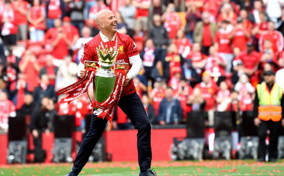 关于哥伦比亚完胜利物浦，德布劳内制霸全场的信息