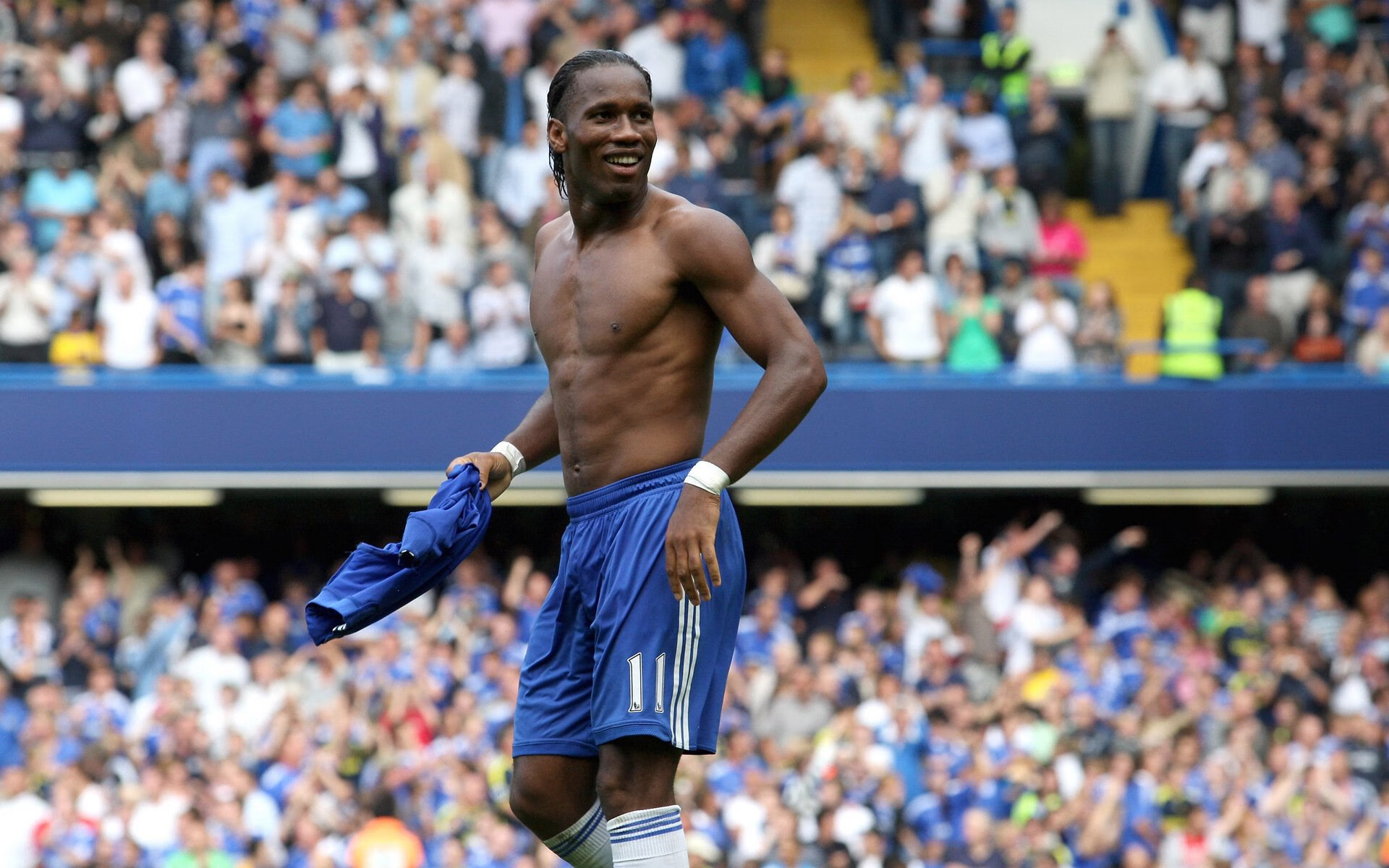 绿茵场上的双重变奏,西甲德比硝烟与奥地利人的苏格兰突围