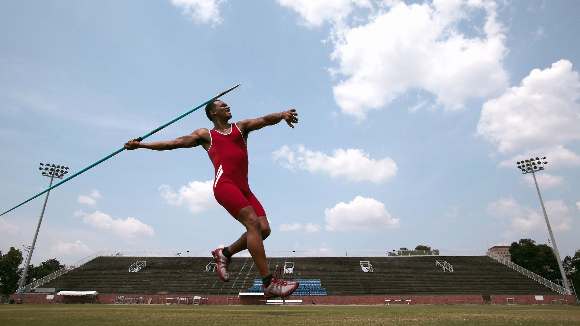 从曼谷到慕尼黑,泰国队横扫德国队背后的羽球革命,与李梓嘉的领袖之路